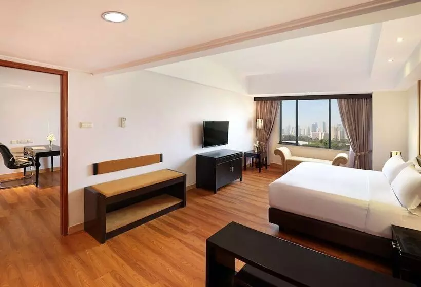 سوییت جونیور, Artotel Gelora Senayan Jakarta