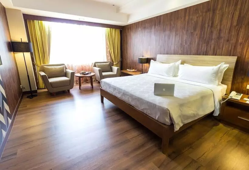سوییت جونیور, Artotel Gelora Senayan Jakarta