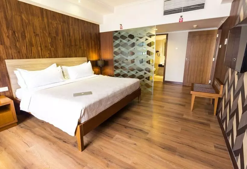 سوییت جونیور, Artotel Gelora Senayan Jakarta
