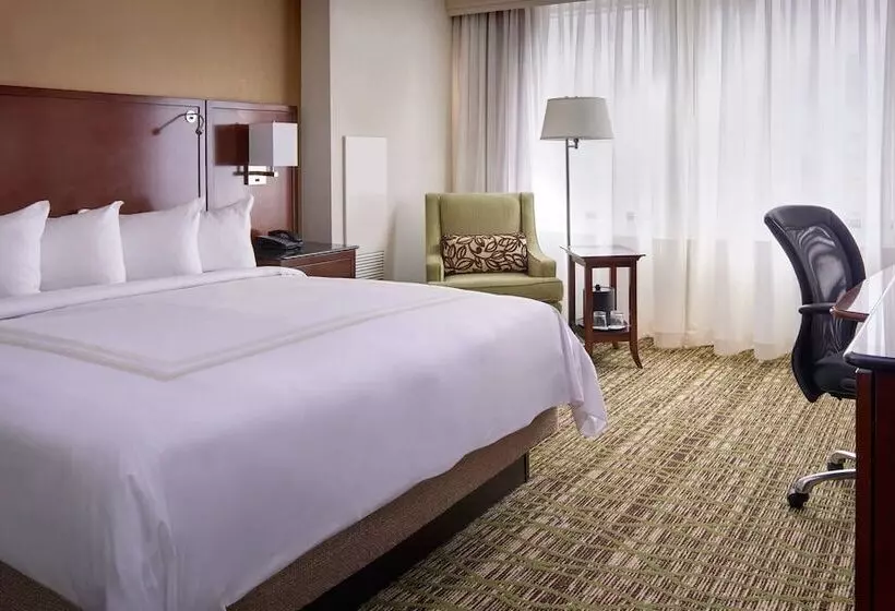 ダブルベッドスタンダードルーム, Cleveland Marriott Downtown At Key Tower
