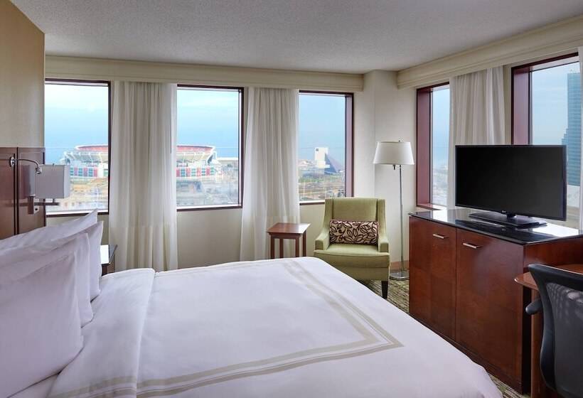 스탠다드 룸 더블 침대, Cleveland Marriott Downtown At Key Tower