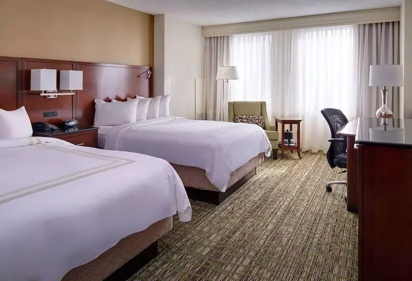 ２ダブルベッドのスタンダードルーム, Cleveland Marriott Downtown At Key Tower