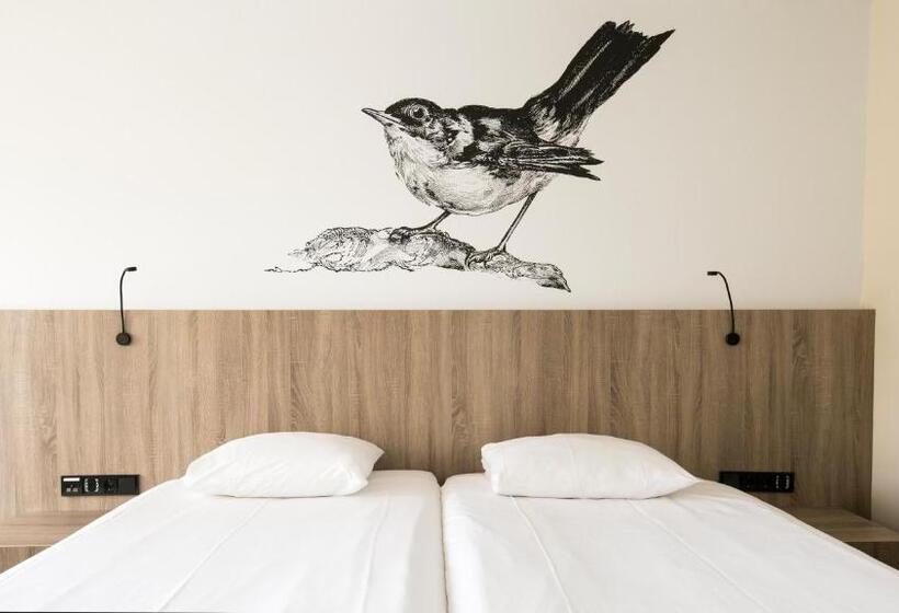 Standard Room Adapted for people with reduced mobility, Fletcher Hotel Restaurant De Broeierd Enschede