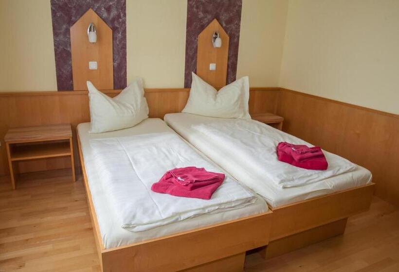 اتاق استاندارد, Gasthof Roderich