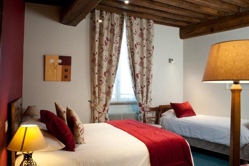 اتاق خانوادگی, Hôtel Wilson   Teritoria