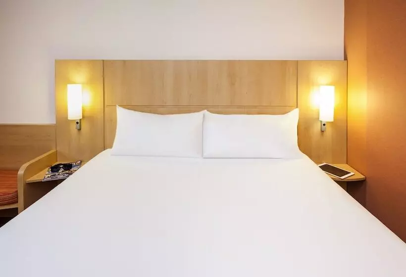 اتاق استاندارد با تخت دوبل, Ibis Bayonne Centre