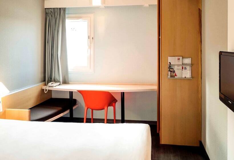 ダブルベッドスタンダードルーム, Ibis Bayonne Centre