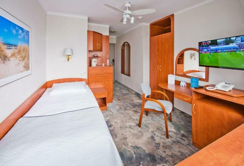 标准单人间, Kielczanka