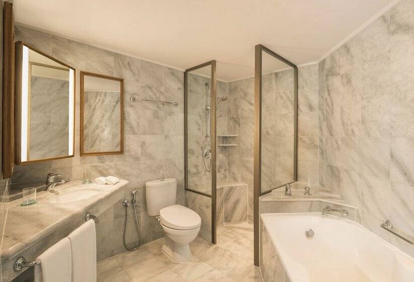 Номер Deluxe, Le Meridien Jakarta