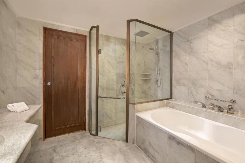 Люкс Executive Кровать Кинг, Le Meridien Jakarta