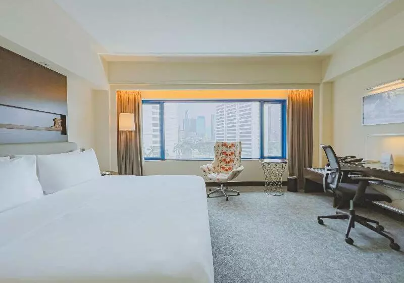 Premium Zimmer, Le Meridien Jakarta