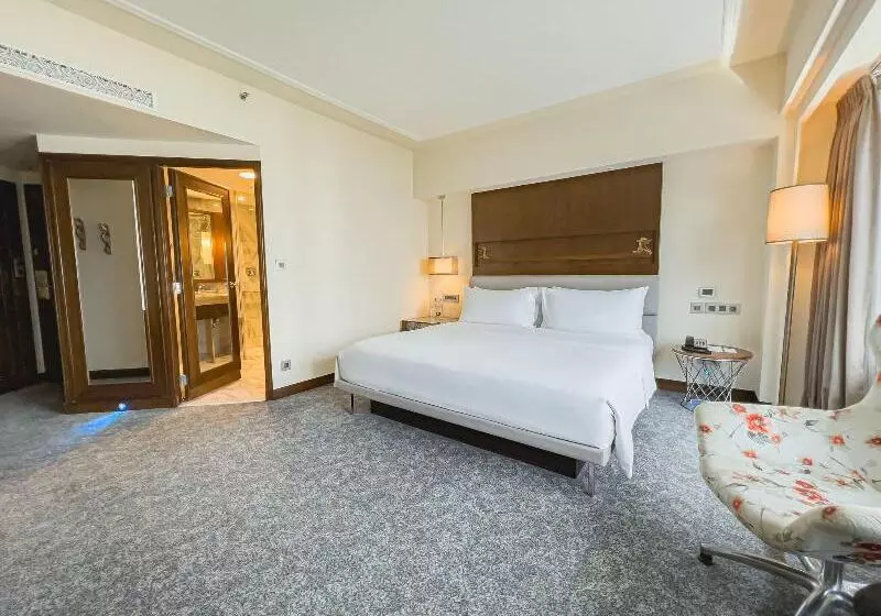 Premium Zimmer, Le Meridien Jakarta