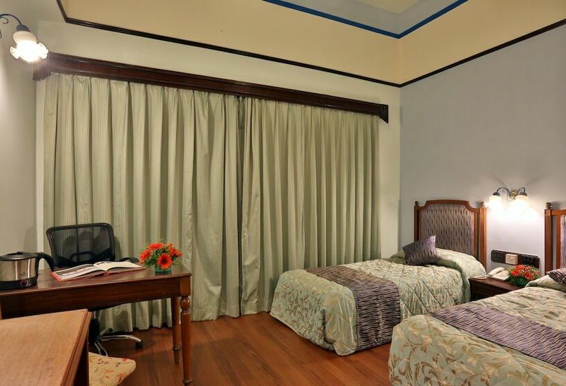 Deluxe Room, Mandovi