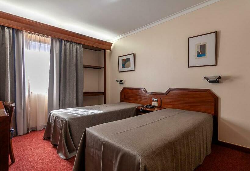 اتاق استاندارد, Nacional