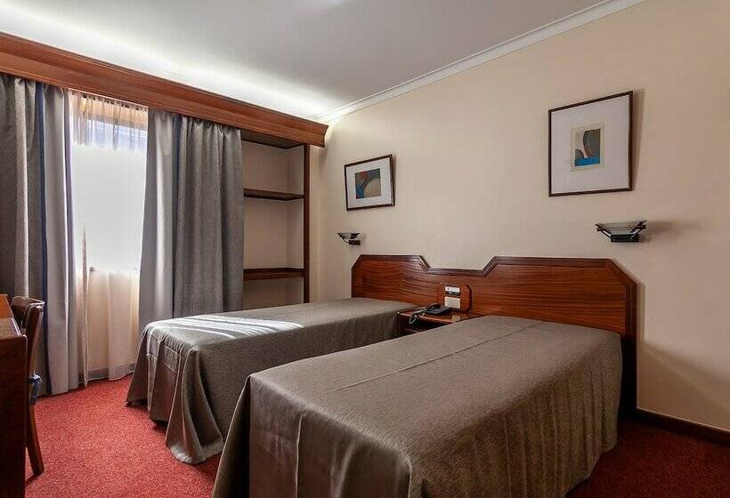 اتاق استاندارد, Nacional