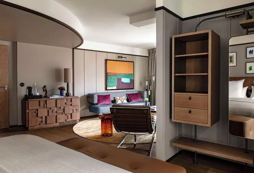 سوییت جونیور, Norman Paris Hôtel & Spa