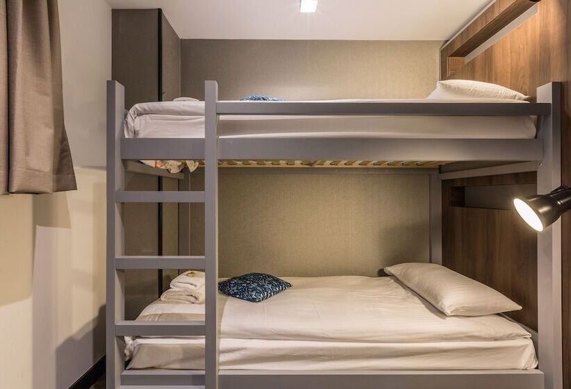 발코니가 있는 4인용 스탠다드 룸, Pointe Isabelle