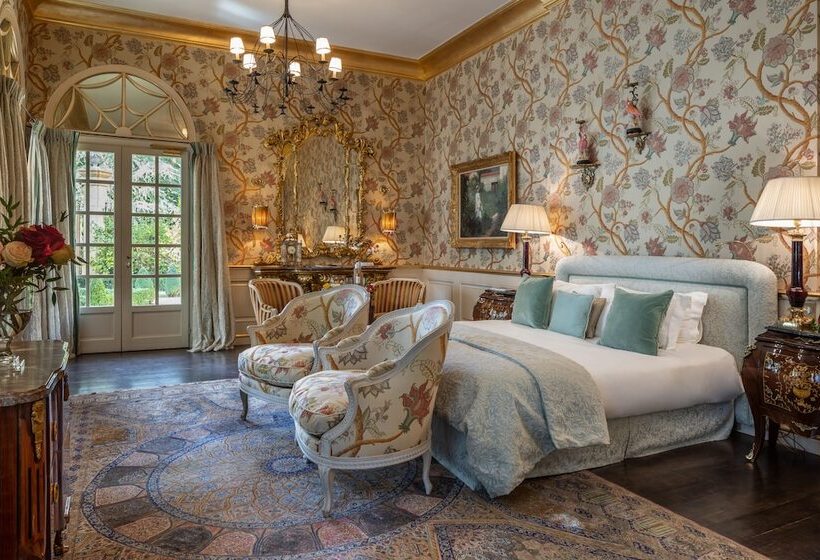 带按摩浴盆的套房, Villa Gallici Hôtel & Spa