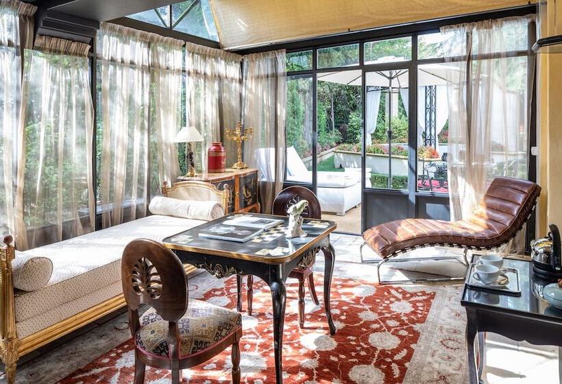 带按摩浴盆的套房, Villa Gallici Hôtel & Spa