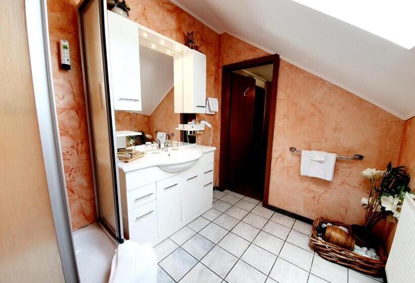 اتاق استاندارد, Weidendall