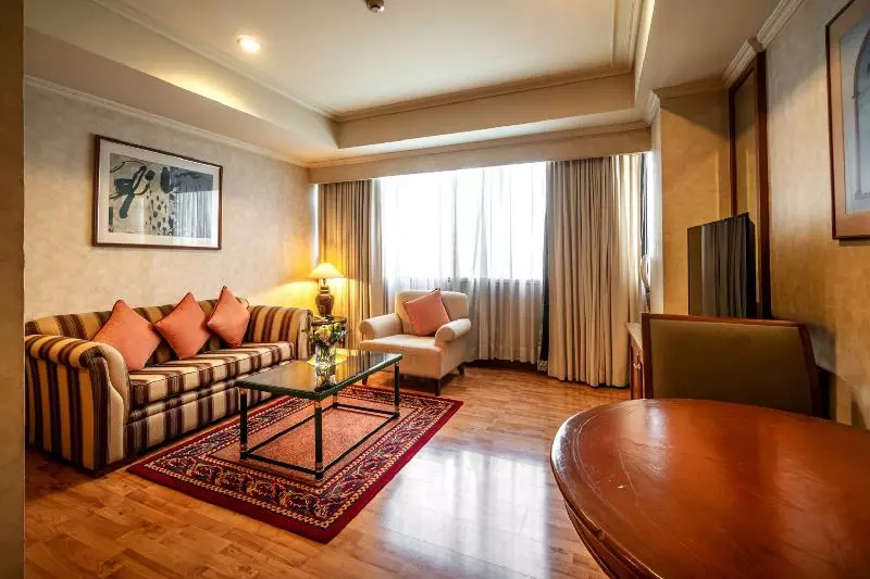 Sviitti, Rembrandt Hotel Bangkok