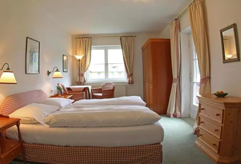 バルコニー付きスタンダードルーム, Seehotel Enzian