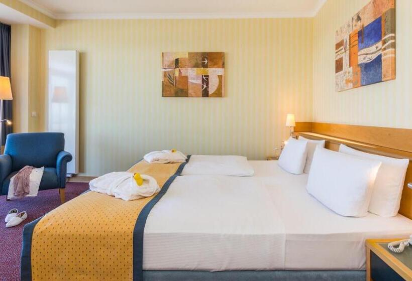 스탠다드 룸, Strand Hotel Hübner