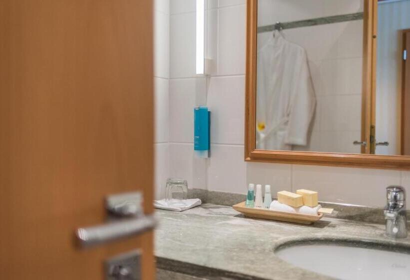 스탠다드 룸 바다 전망, Strand Hotel Hübner