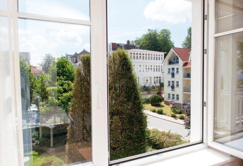 Номер Стандарт с Балконом, Aja Strandhotel Bansin