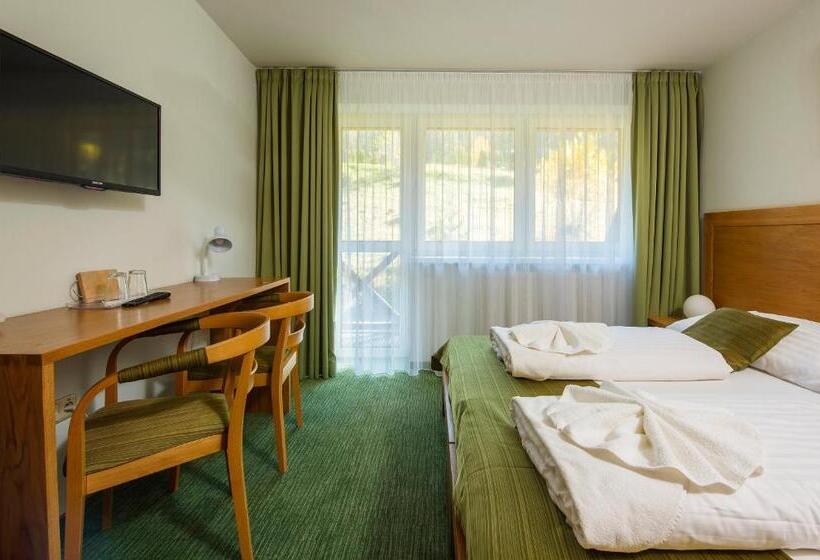 Номер Стандарт, Bystrina