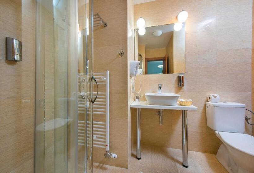 Номер Стандарт Трехместный, Bystrina