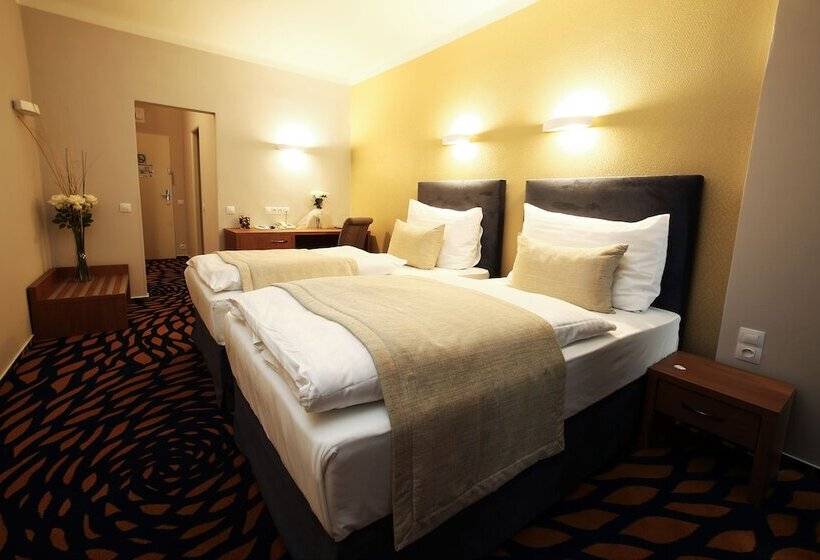 スタンダードルーム, Central