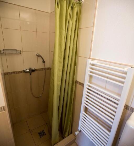 Номер Стандарт, Jeleň