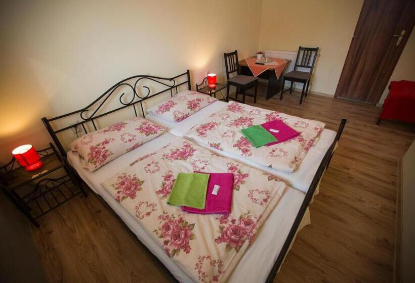 Номер Стандарт, Jeleň