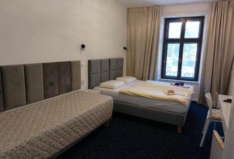 Трехместный Номер Deluxe, Jeleň