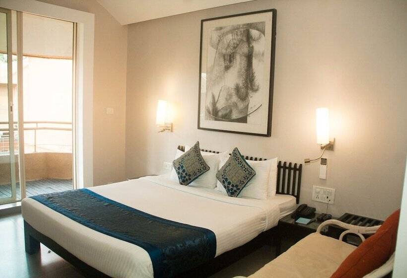 اتاق استاندارد با بالکن, Whispering Palms Beach Resort