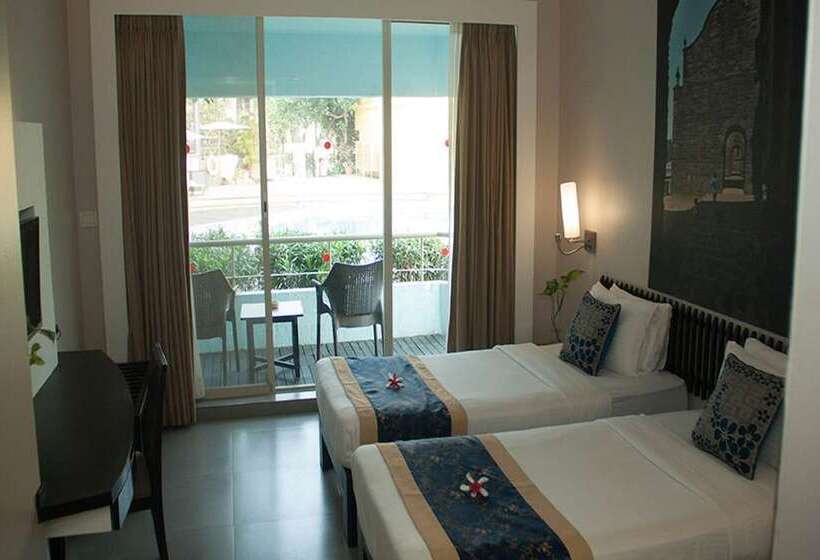 ویلای 1 خوابه, Whispering Palms Beach Resort