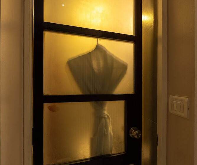 ویلای 1 خوابه, Whispering Palms Beach Resort