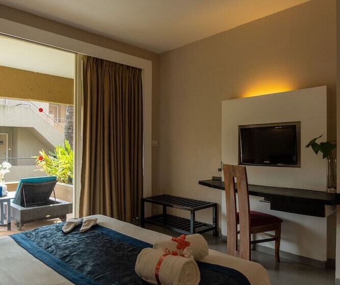 ویلای 1 خوابه, Whispering Palms Beach Resort