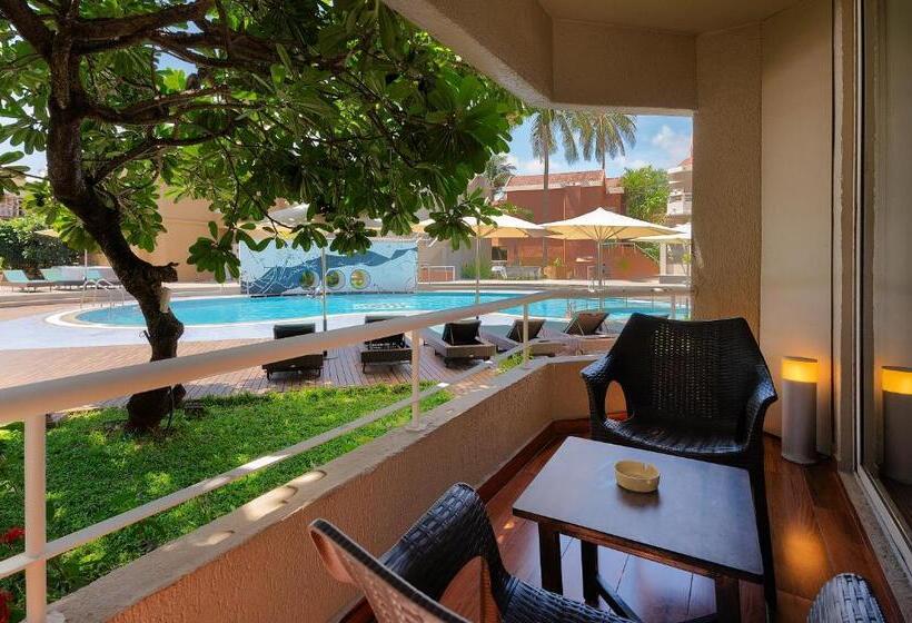اتاق استاندارد با بالکن, Whispering Palms Beach Resort