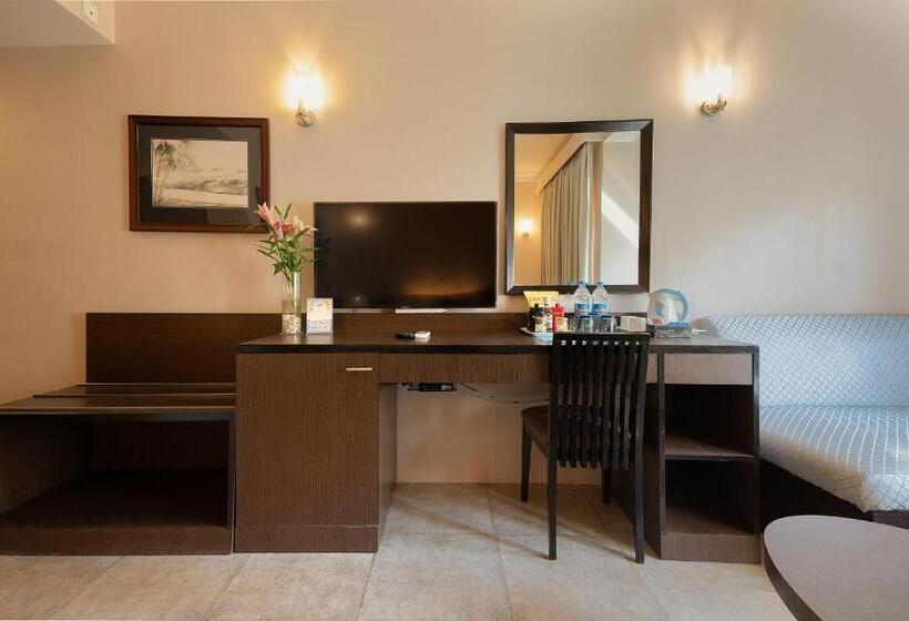 استودیوی استاندارد, Whispering Palms Beach Resort