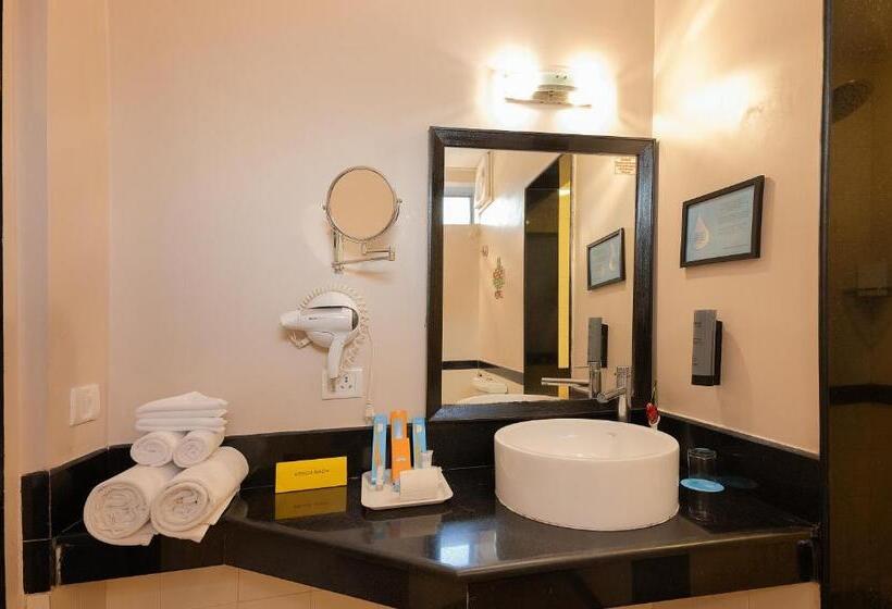 استودیوی استاندارد, Whispering Palms Beach Resort