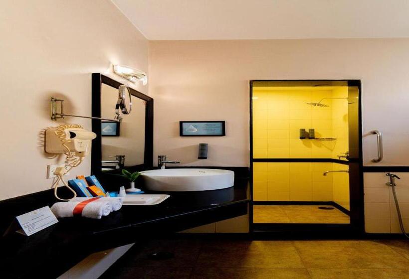 استودیوی استاندارد, Whispering Palms Beach Resort