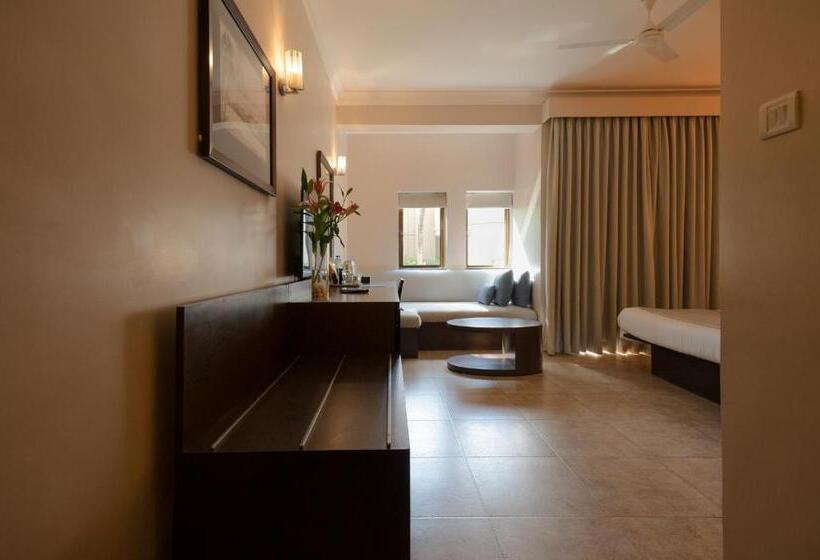 استودیوی استاندارد, Whispering Palms Beach Resort