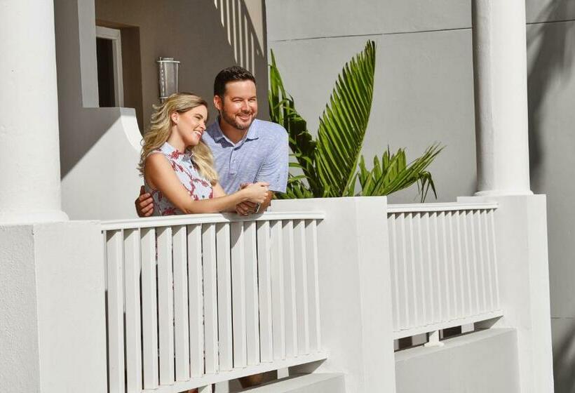 اتاق لوکس با تخت بزرگ, El Conquistador Resort Puerto Rico