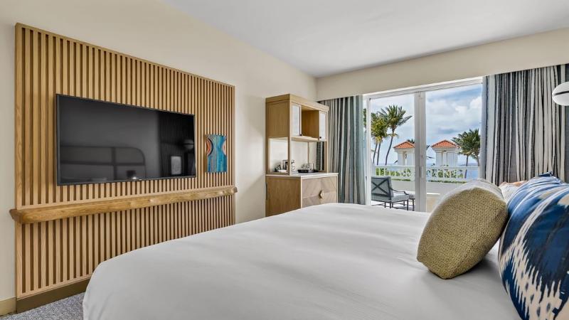 اتاق لوکس با تخت بزرگ, El Conquistador Resort  Puerto Rico