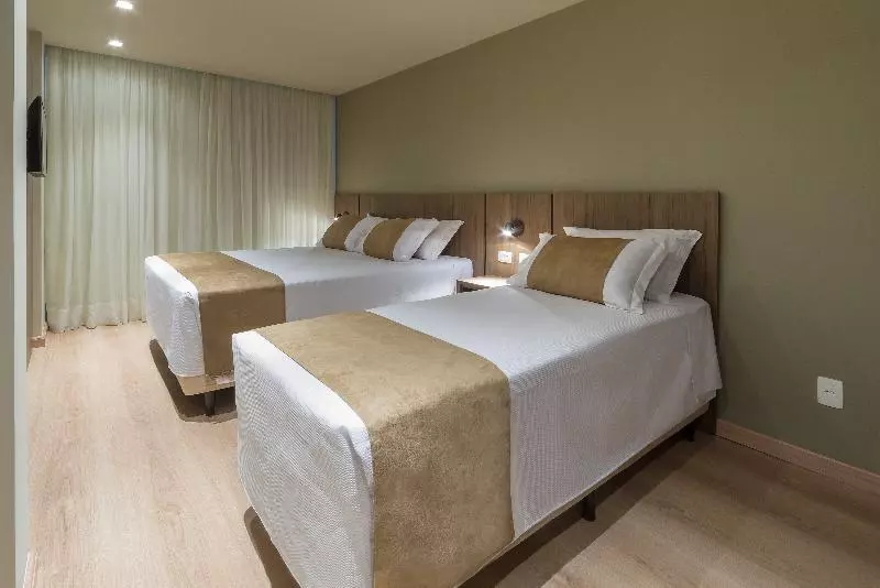 استودیوی استاندارد, Airways Hotels Frankfurt Airport West