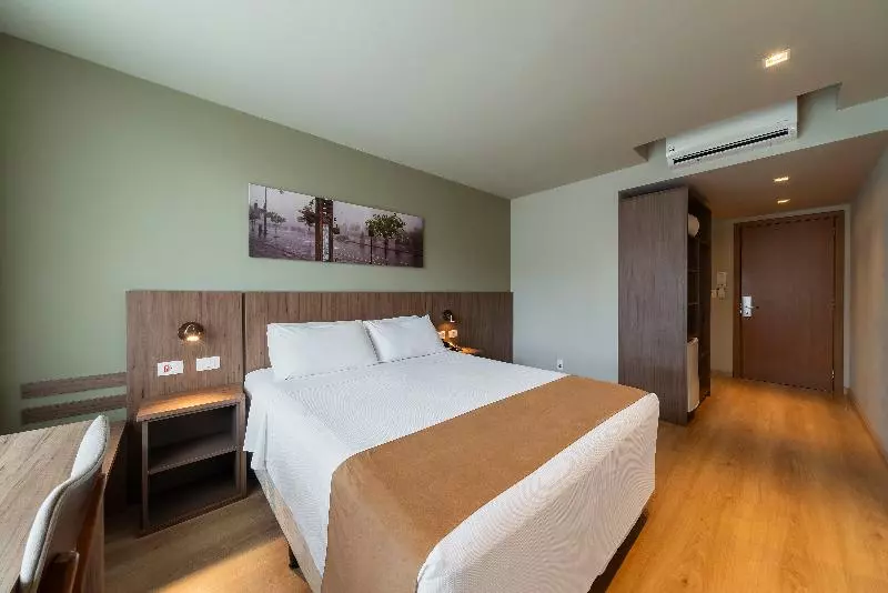 استودیوی استاندارد, Airways Hotels Frankfurt Airport West