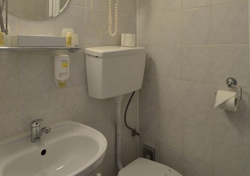 חדר קומפורט, Brioni Boutique Hotel 4