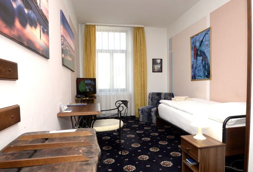 חדר קומפורט יחיד, Brioni Boutique Hotel 4